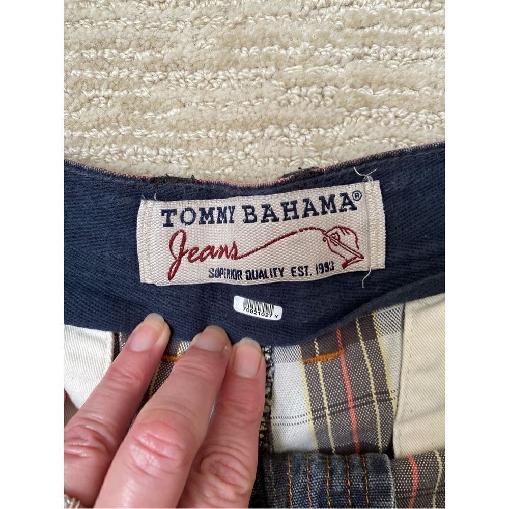 Mens Tommy Bahama Blue & Black Plaid Shorts, Size 35 - Picture 6 of 9